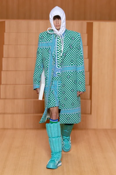Look 62
